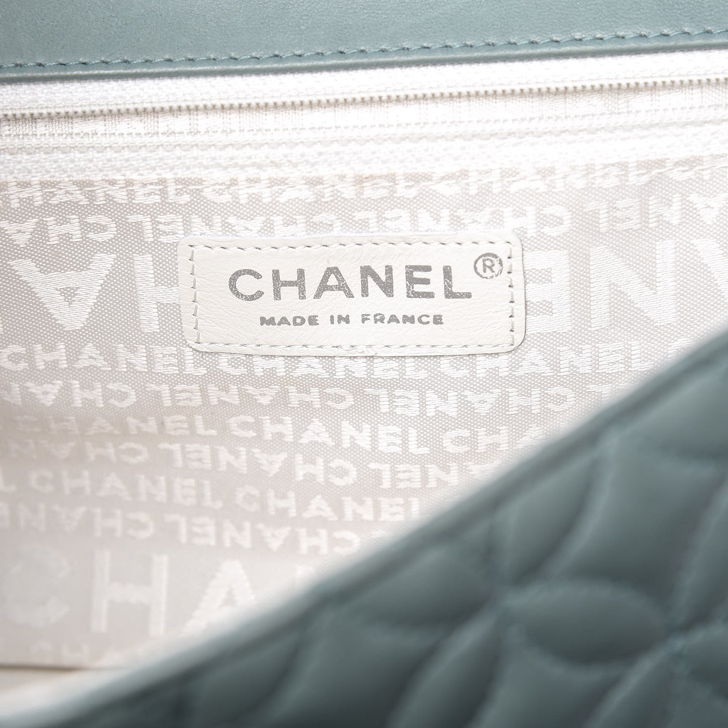 Lambskin Quilted Lady Graphic Flap Green