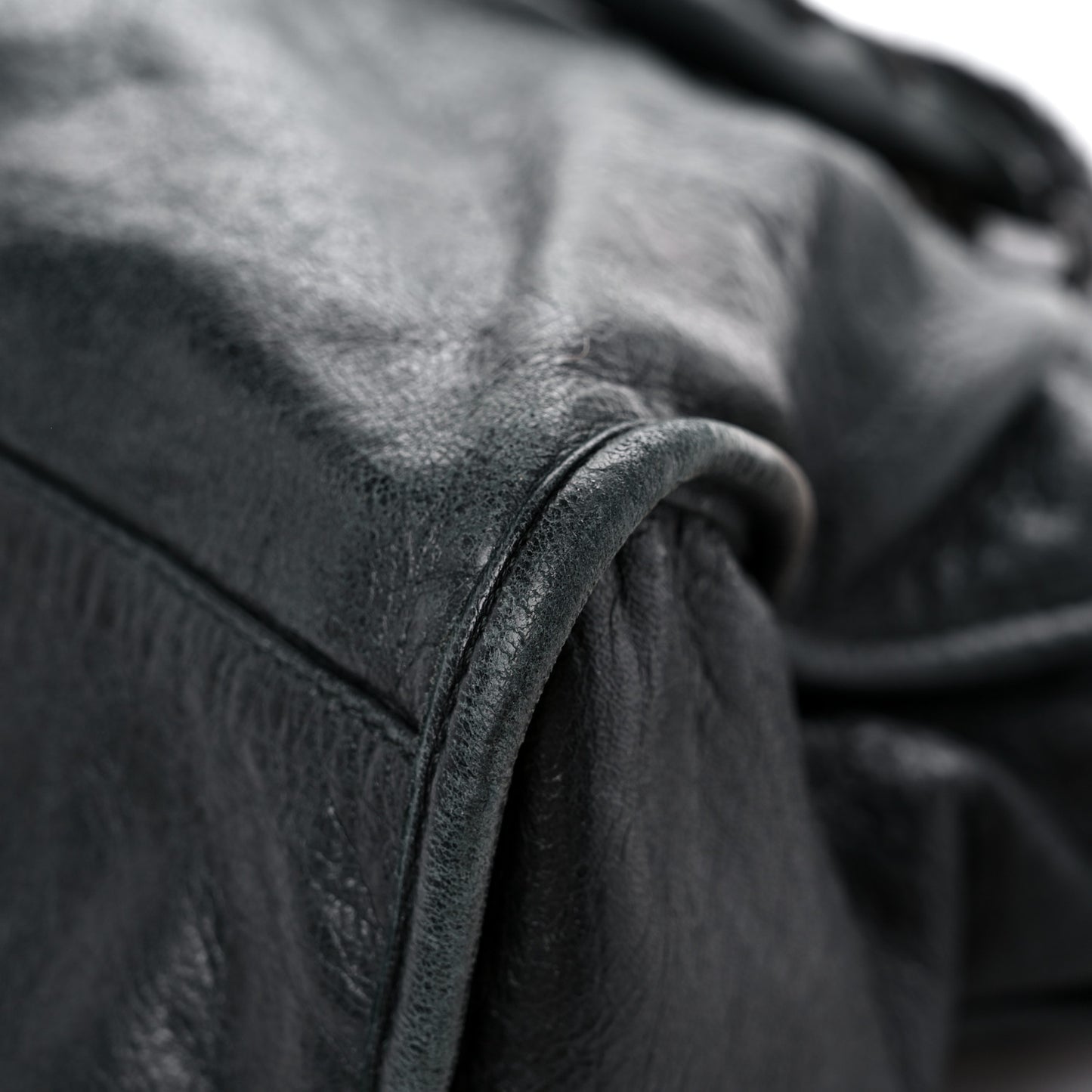 Agneau Classic Hardware City Black