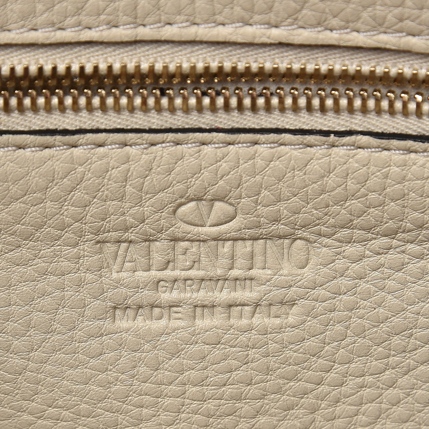 Valentino Garavani Pebbled Calfskin Small Rockstud Flip-Lock Messenger Bag Light Ivory 6 of 8