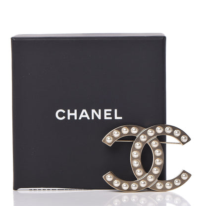 Chanel Pearl CC Brooch Light Gold 5 of 5