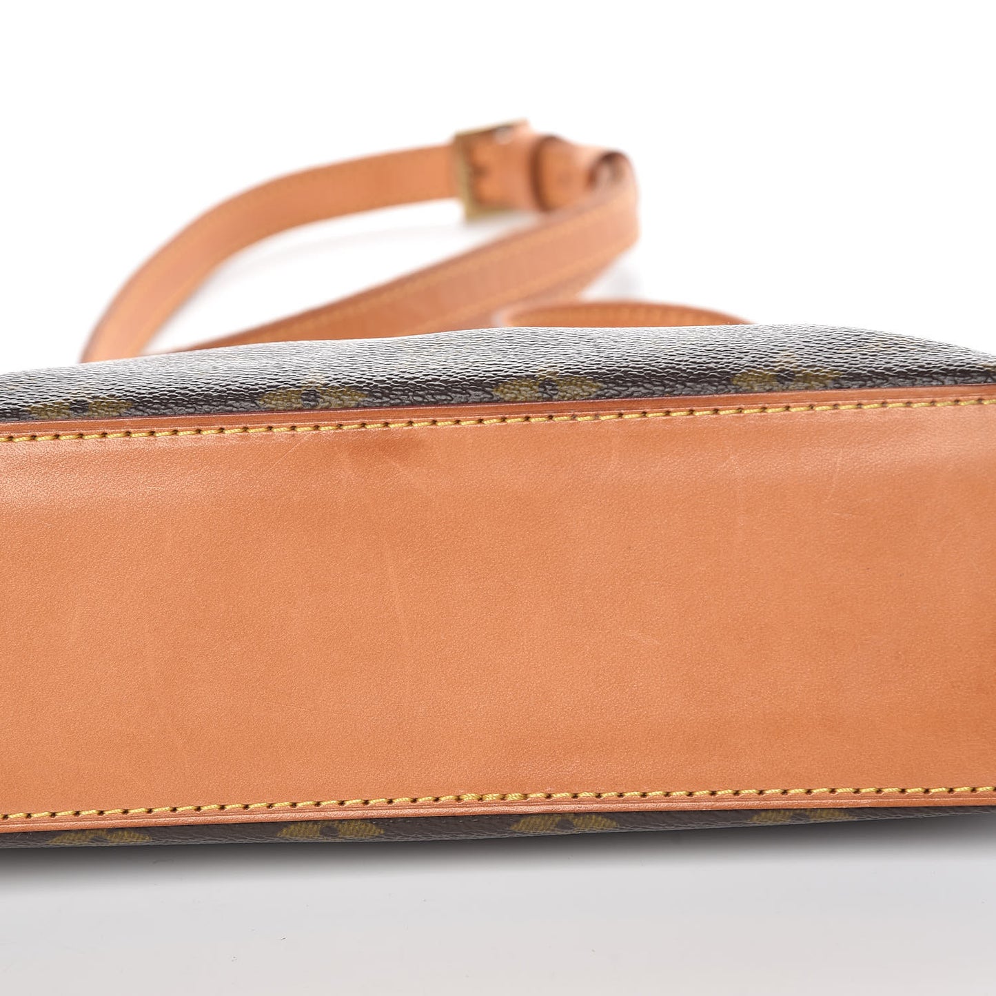 Monogram Trotteur