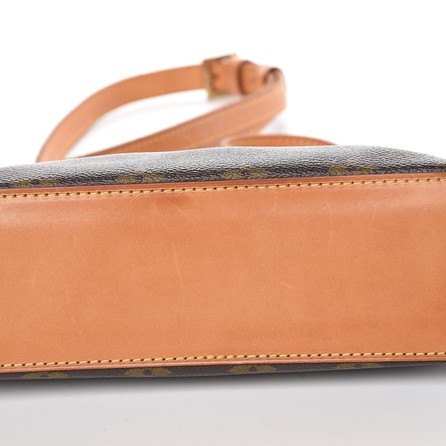 Louis Vuitton Monogram Trotteur 9 of 9