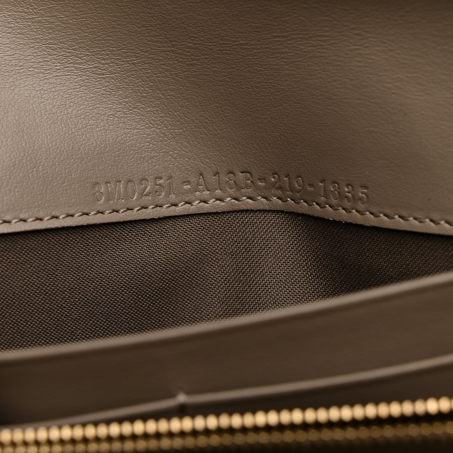 Vitello Cruise F is Fendi Continental Envelope Wallet Tortora