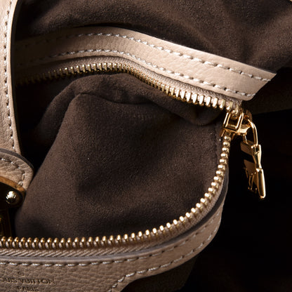 Louis Vuitton Mahina L Coquille 8 of 10