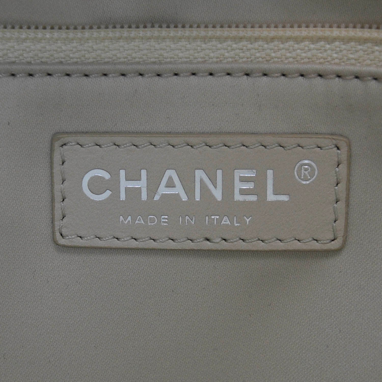 Chanel Caviar Grand Shopping Tote GST Beige Clair 22 of 23