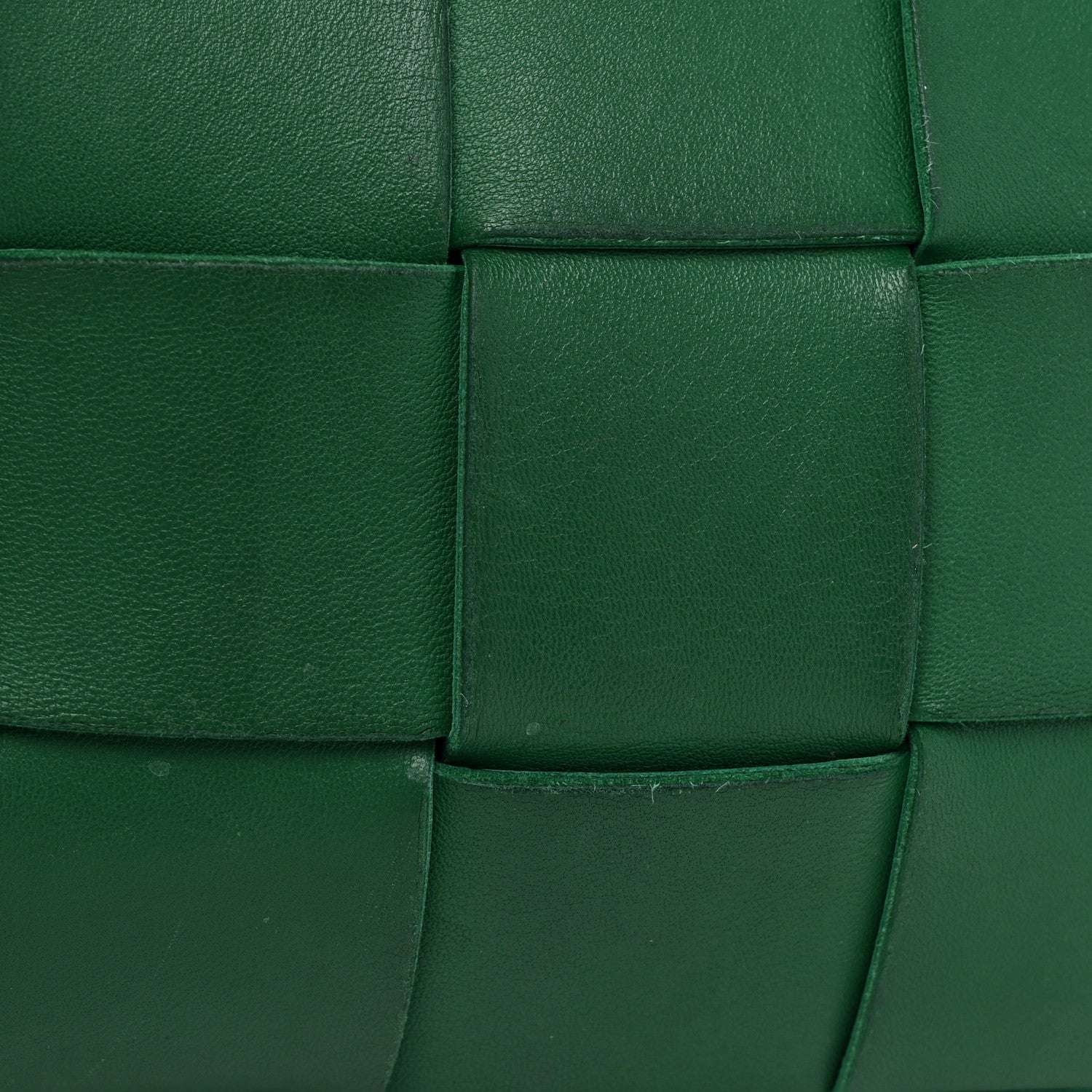 Bottega Veneta Lambskin Maxi Intrecciato Cassette Messenger Racing Green 22 of 28