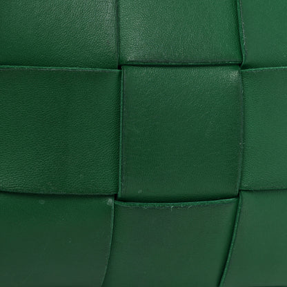 Bottega Veneta Lambskin Maxi Intrecciato Cassette Messenger Racing Green 22 of 28