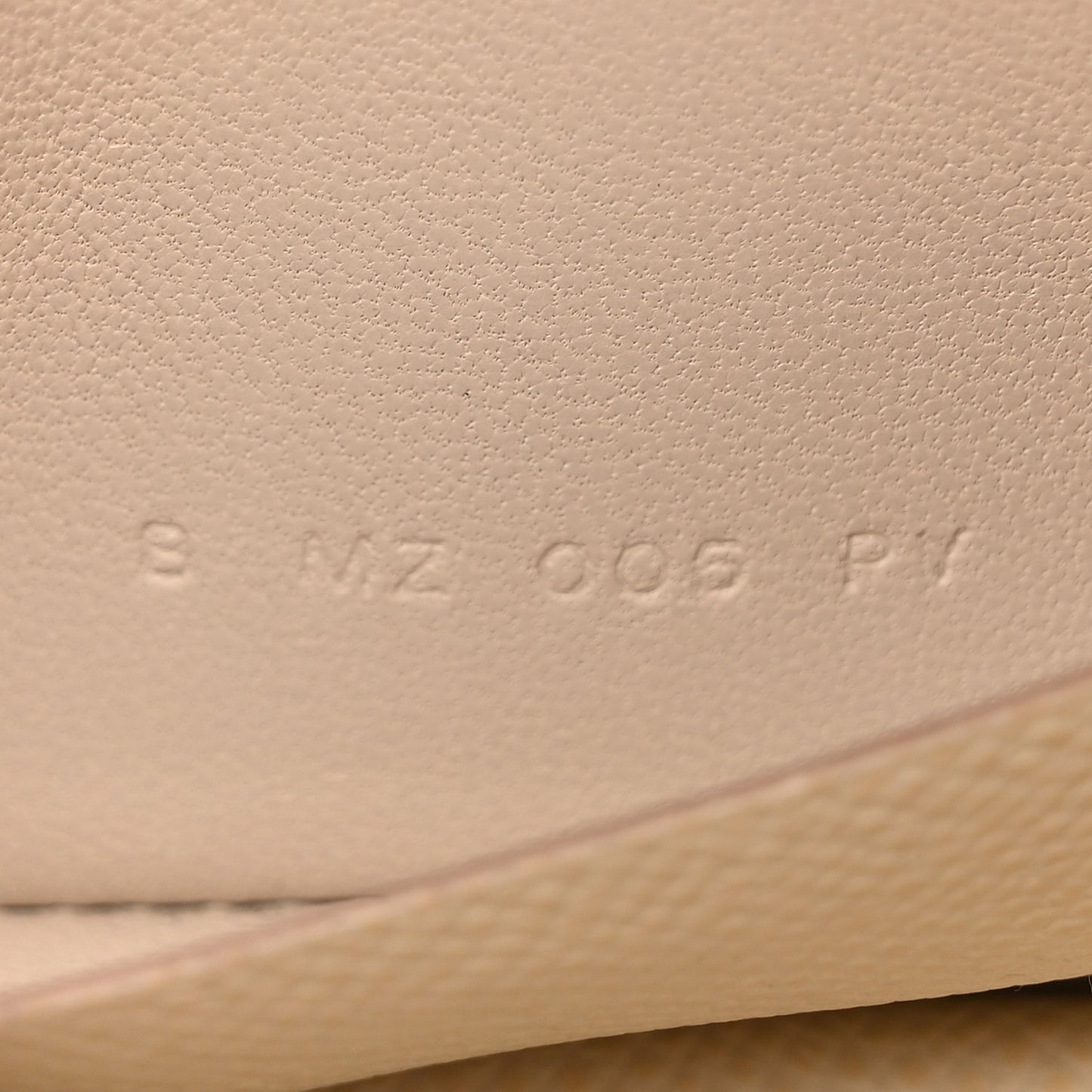 Epsom Constance Slim Wallet Craie