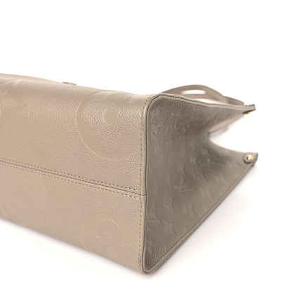 Louis Vuitton Empreinte Monogram Giant Onthego MM Tourterelle 8 of 8