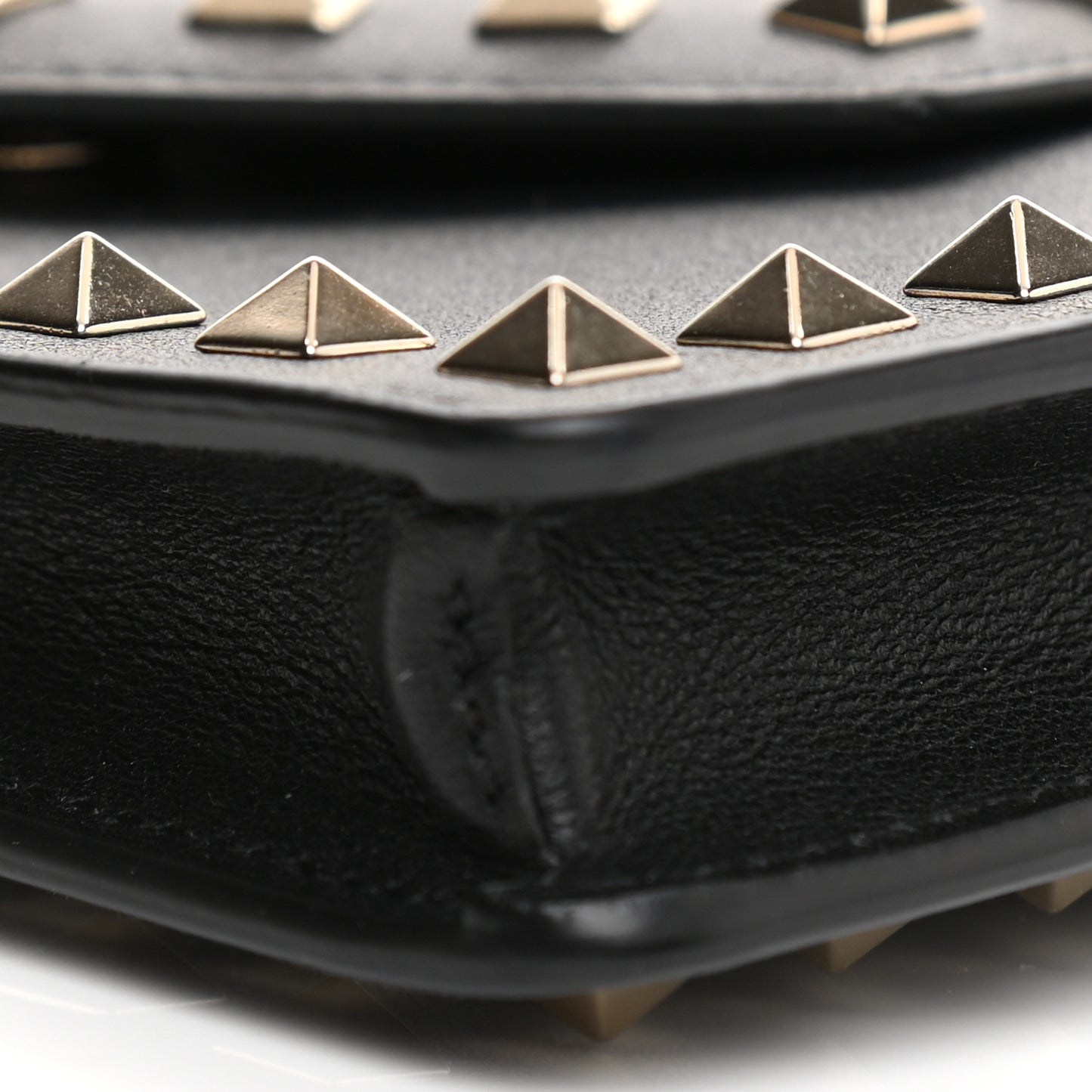 Calfskin Rockstud Phone Case With Chain Black