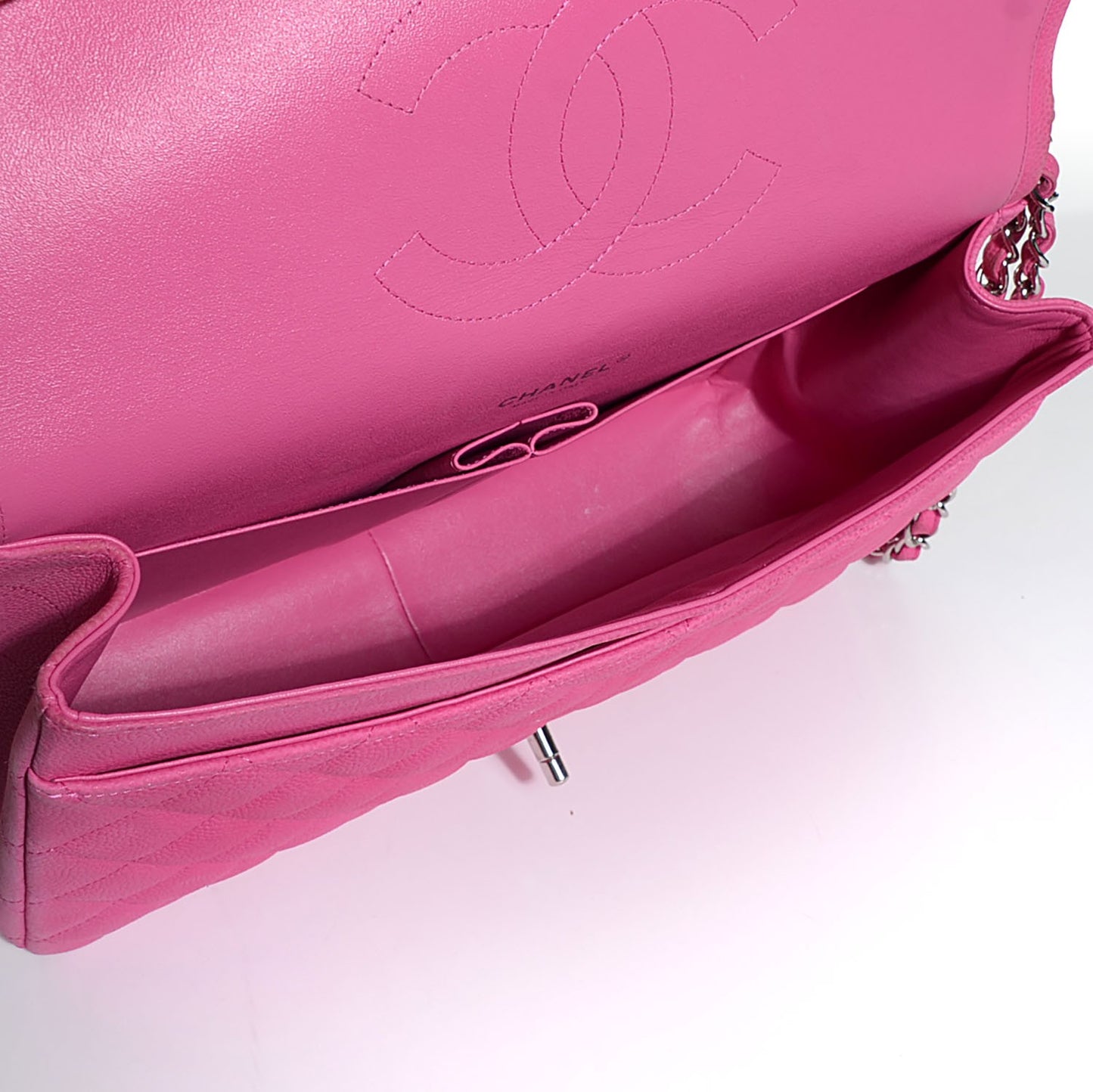 Iridescent Caviar Maxi Double Flap Pink