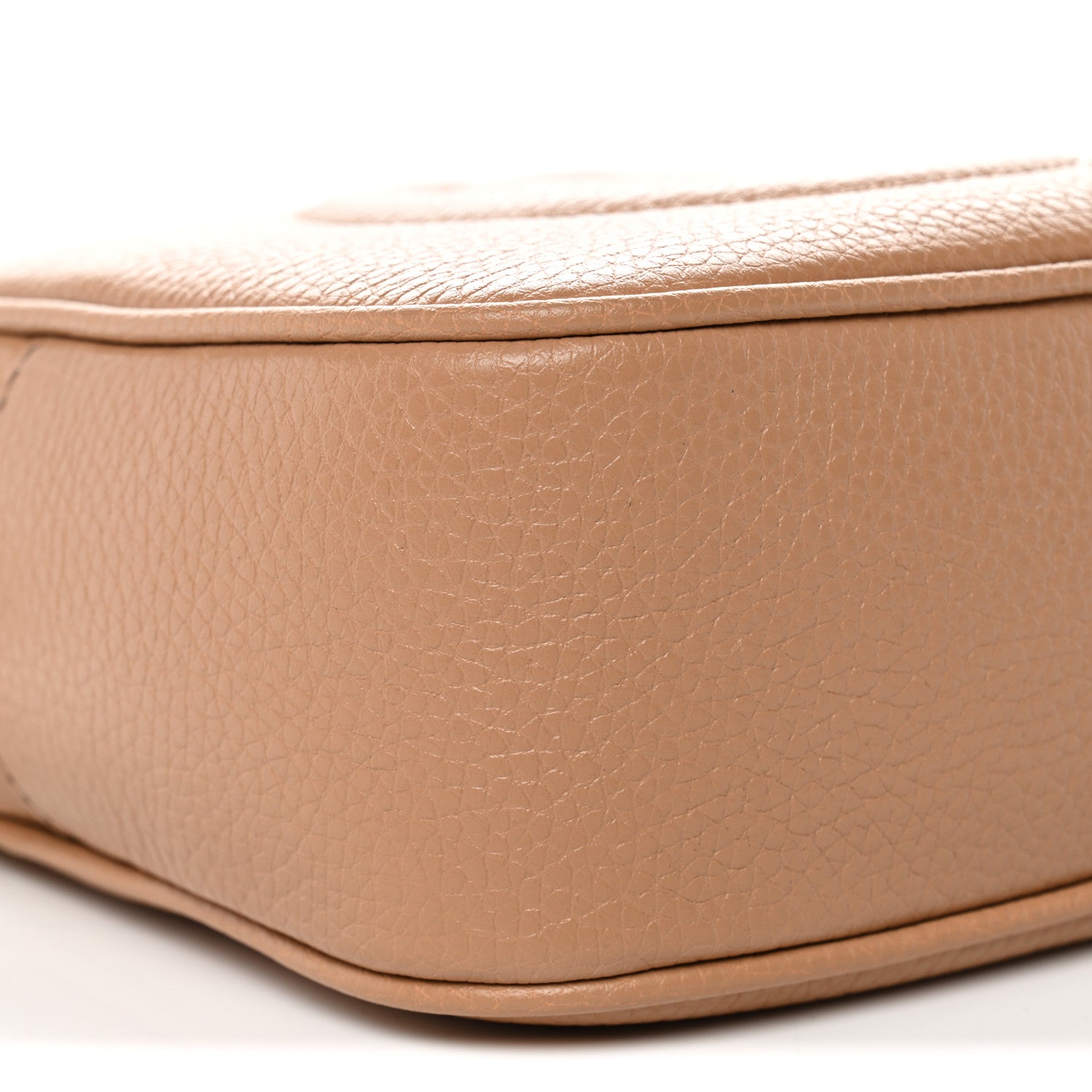 Gucci Pebbled Calfskin Small Soho Disco Bag Camelia 9 of 10