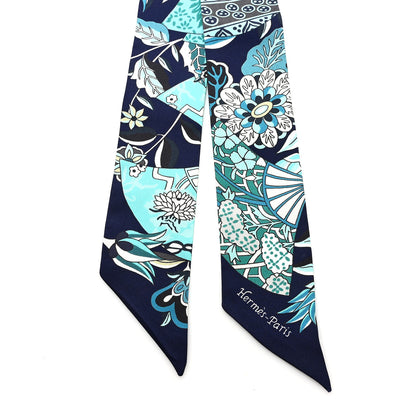 Hermes Silk Fleurs et Papillons de Tissus Twilly Bleu 2 of 3