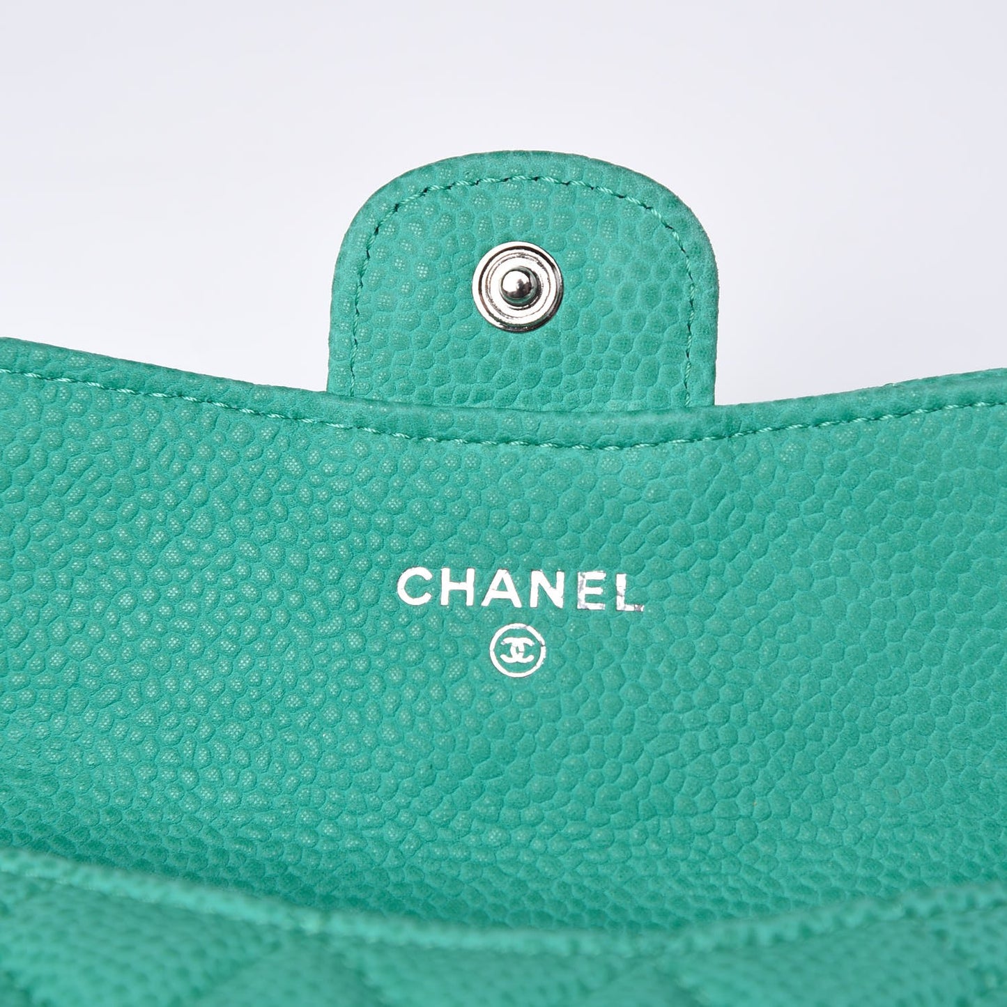 Iridescent Caviar Quilted CC Card Holder Green
