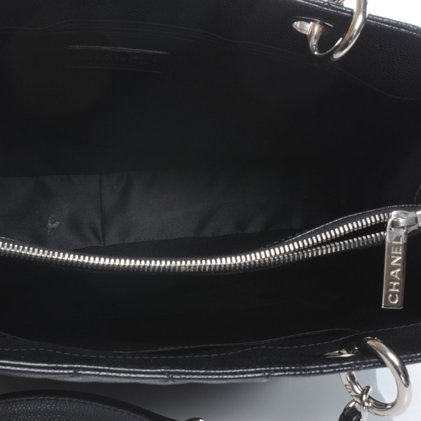 Caviar Grand Shopping Tote GST Black