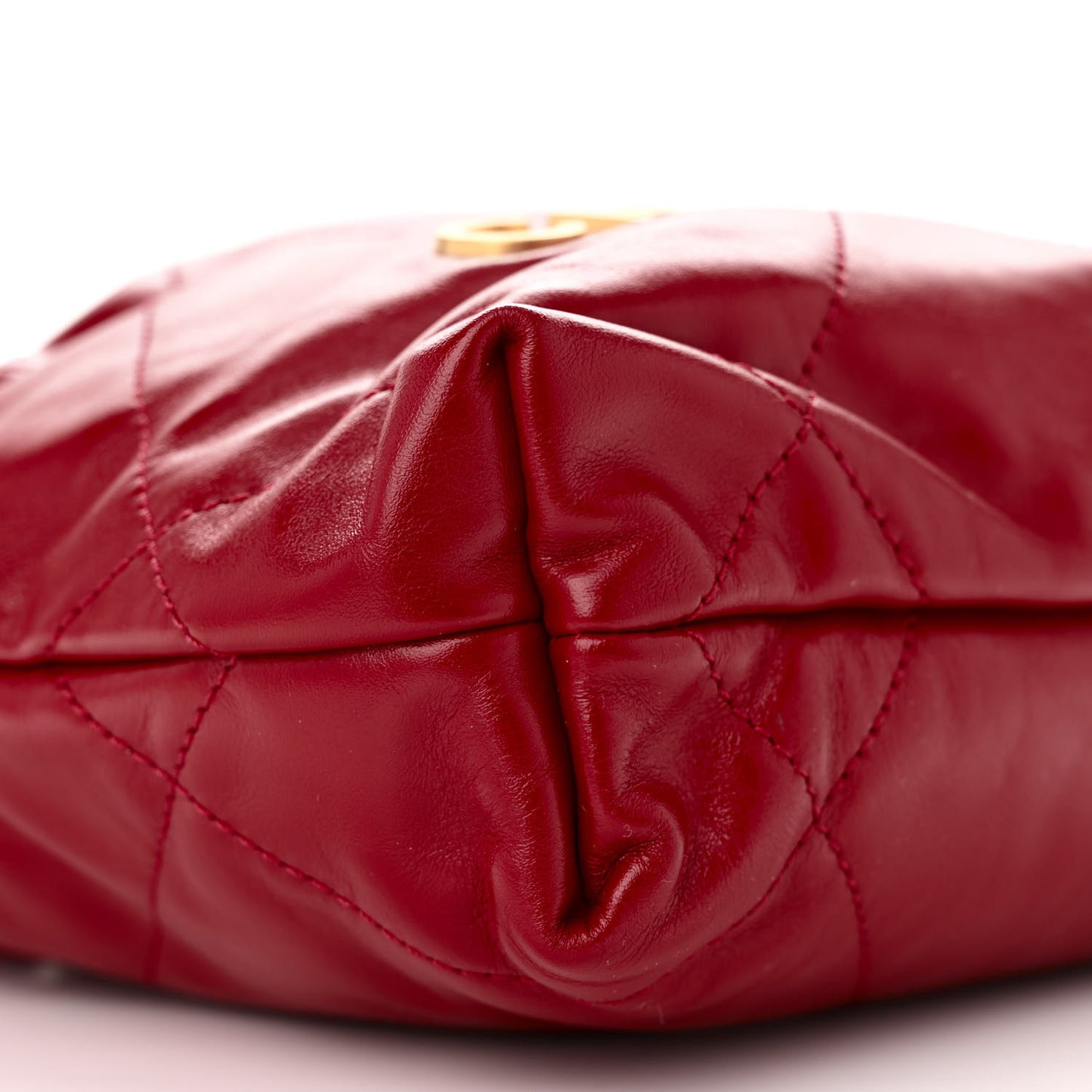Shiny Calfskin Quilted Mini Chanel 22 Red