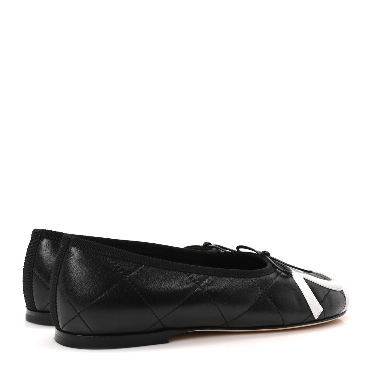 Lambskin Quilted CC Cambon Ballet Flats 38.5 Black White