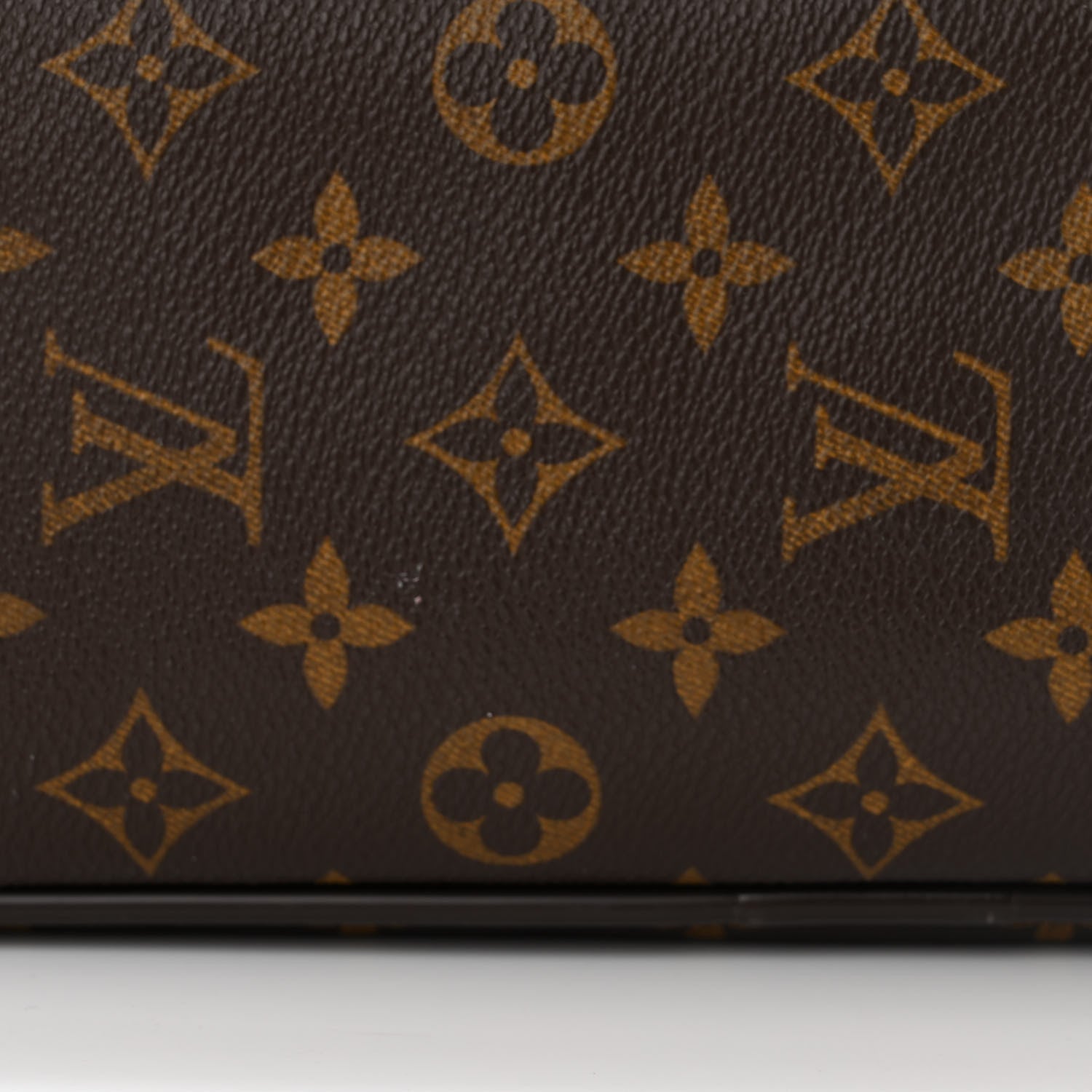 Louis Vuitton Monogram Icare Bag 11 of 15
