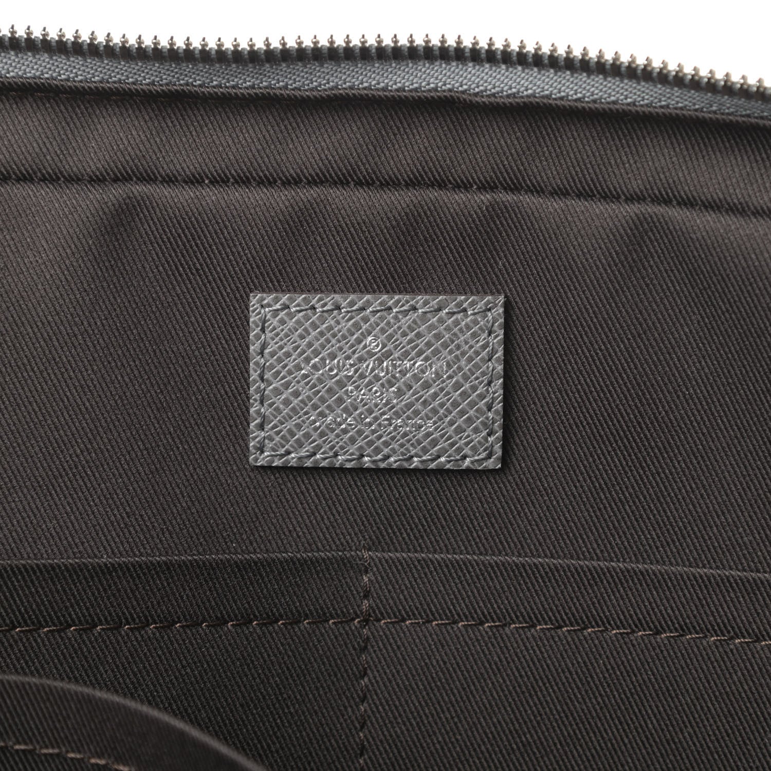 Louis Vuitton Taiga Porte-Documents Voyage PM Glacier 6 of 12