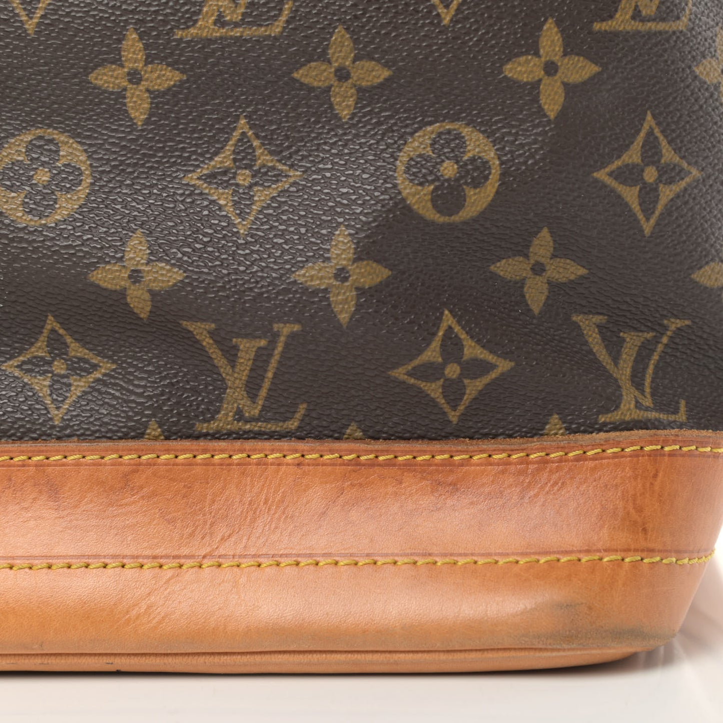 Monogram Noe