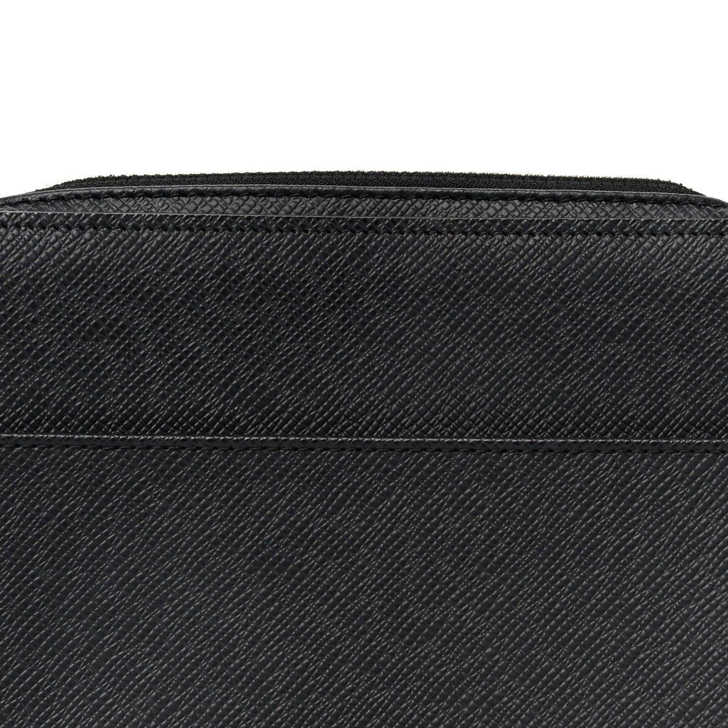Louis Vuitton Taiga Baikal Pochette Ardoise 1837401 – FASHIONPHILE