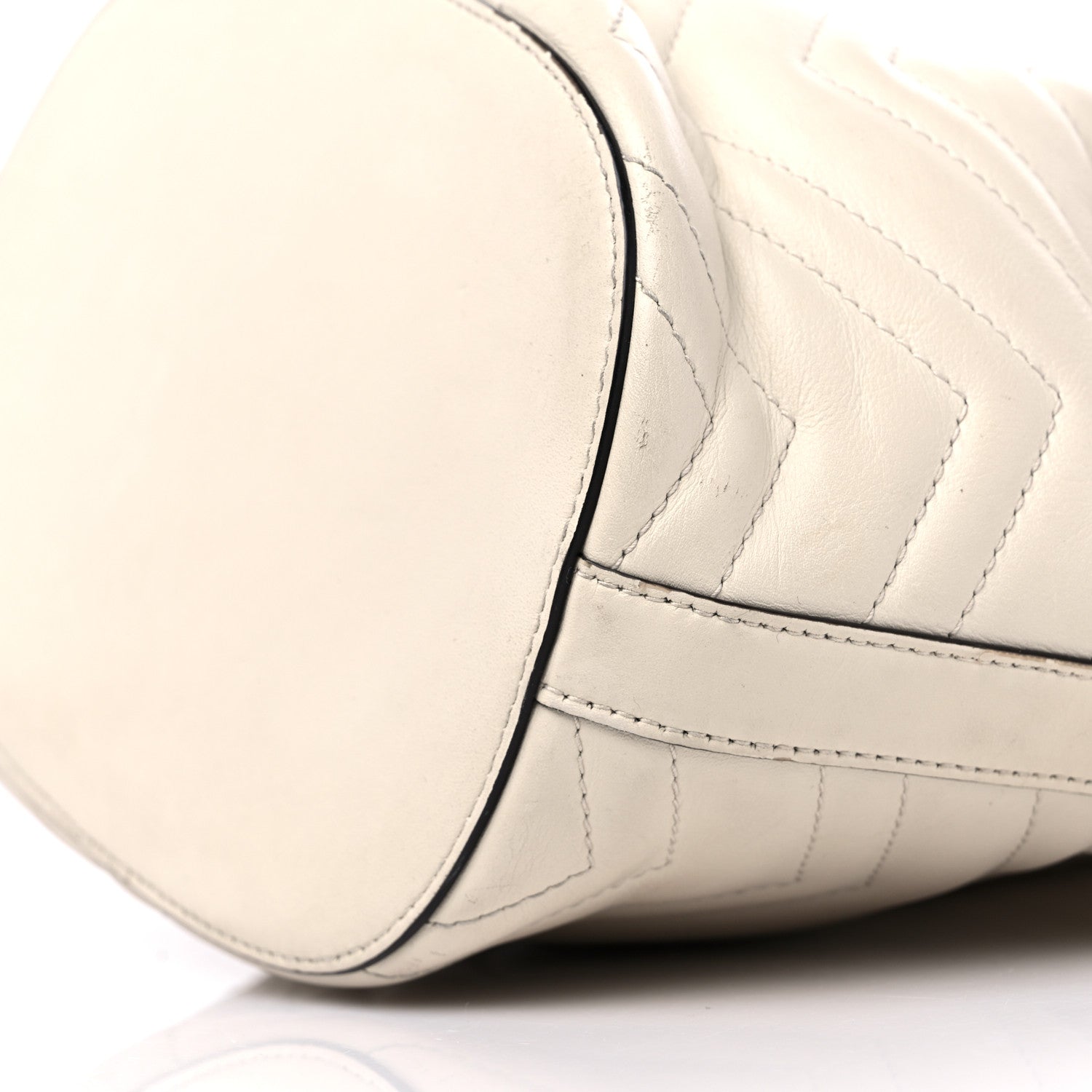 Gucci Calfskin Matelasse Sylvie Web GG Marmont Bucket Bag White 9 of 14