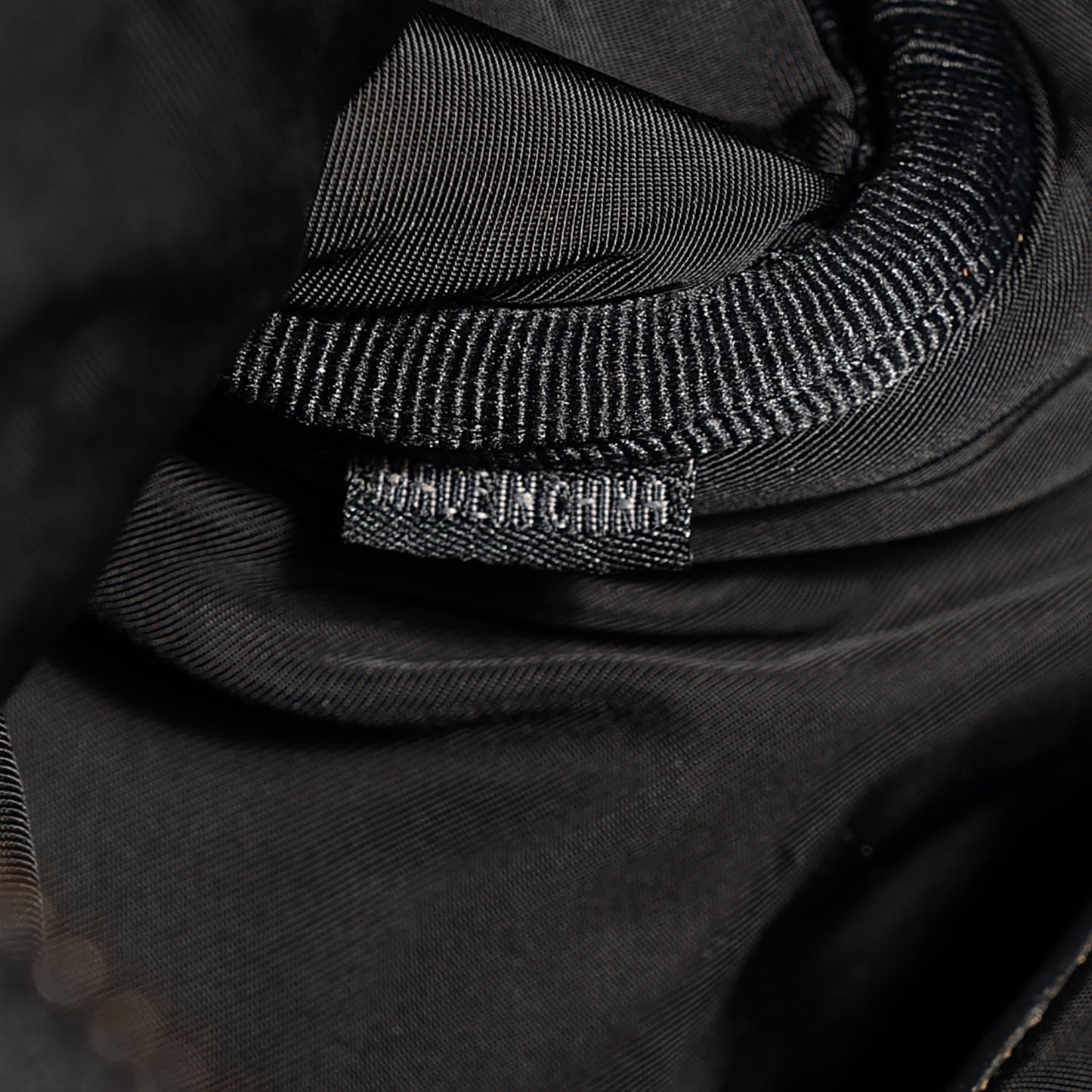 Pebbled Lambskin Rocco Black Matte Black Hardware