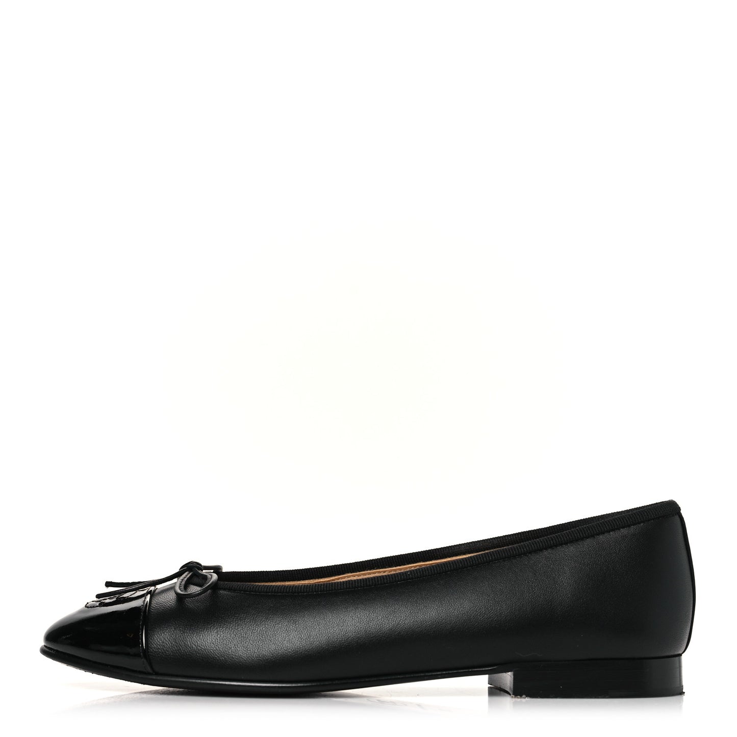 Lambskin Patent CC Cap Toe Ballerina Flats 36 Black