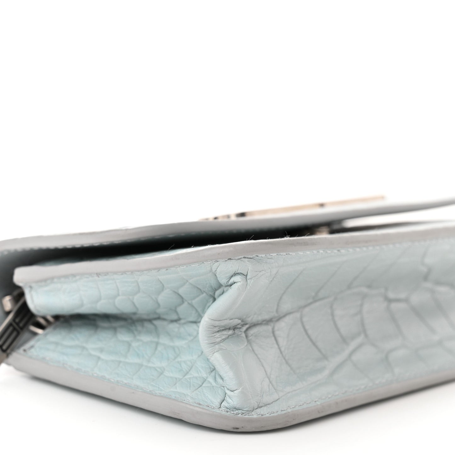 Extra Supple Calfskin Crocodile Embossed Gossip Wallet On Chain Ash Blue