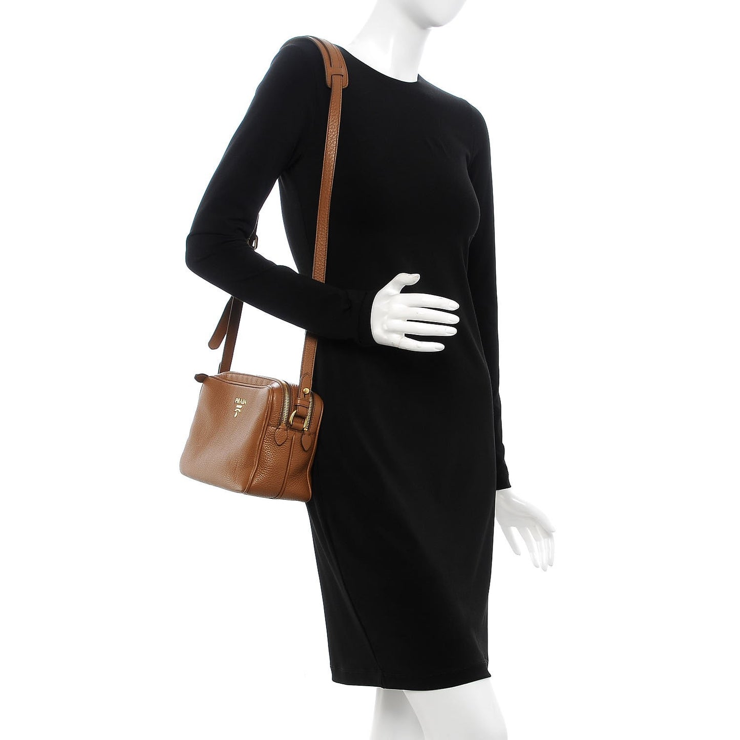 Vitello Daino Medium Double Zip Shoulder Bag Cannella