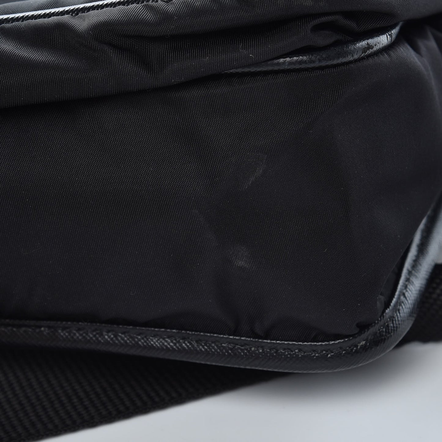 Tessuto Nylon Saffiano Messenger Satchel Black