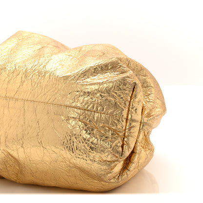 Bottega Veneta Metallic Crinkled Lambskin The Pouch Oversized Clutch Oro 10 of 10
