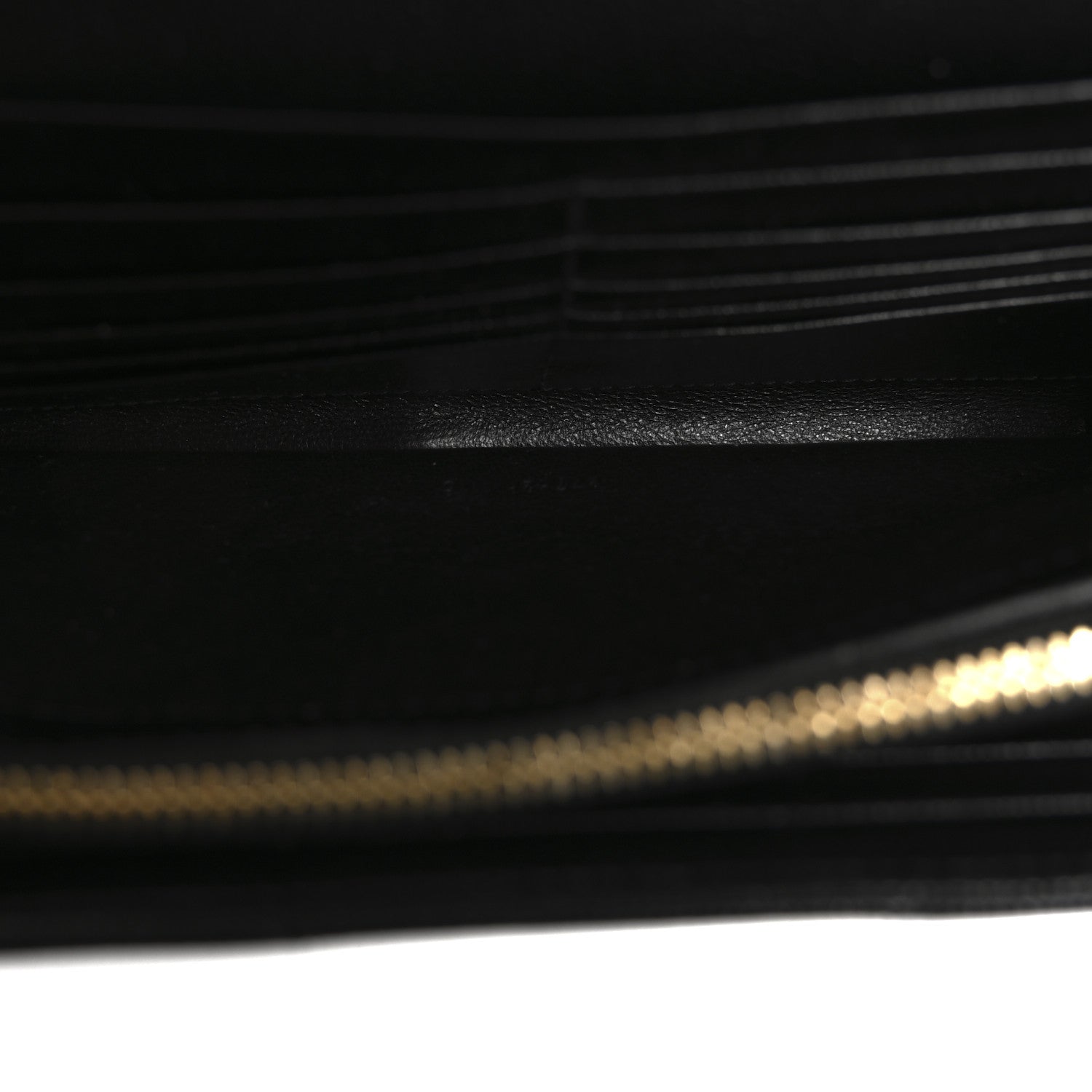 Saint Laurent Grain De Poudre Matelasse Chevron Monogram Chain Wallet Black 5 of 13