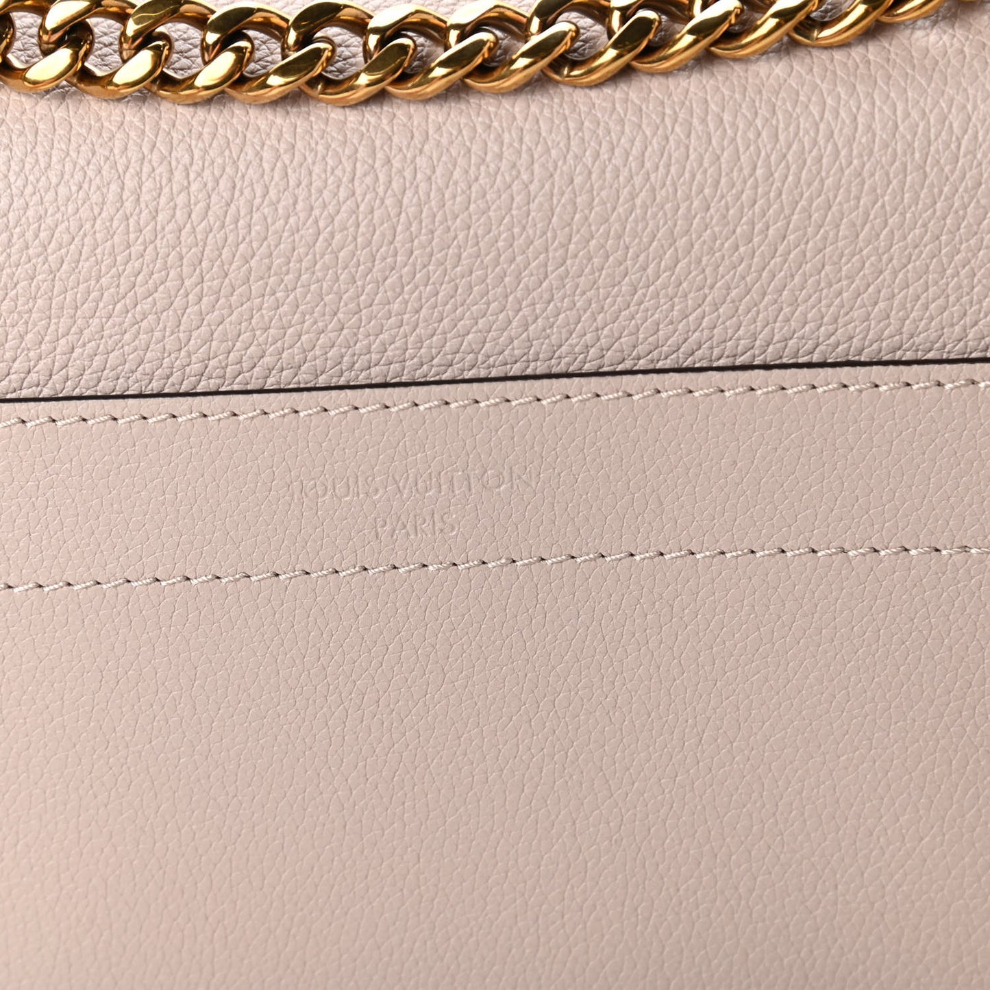 Grained Calfskin Lockme Chain Bag Greige
