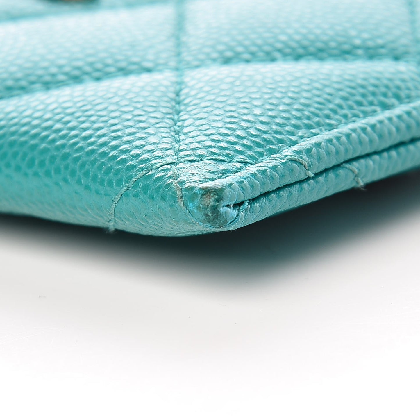 Caviar Quilted Card Holder Turquoise