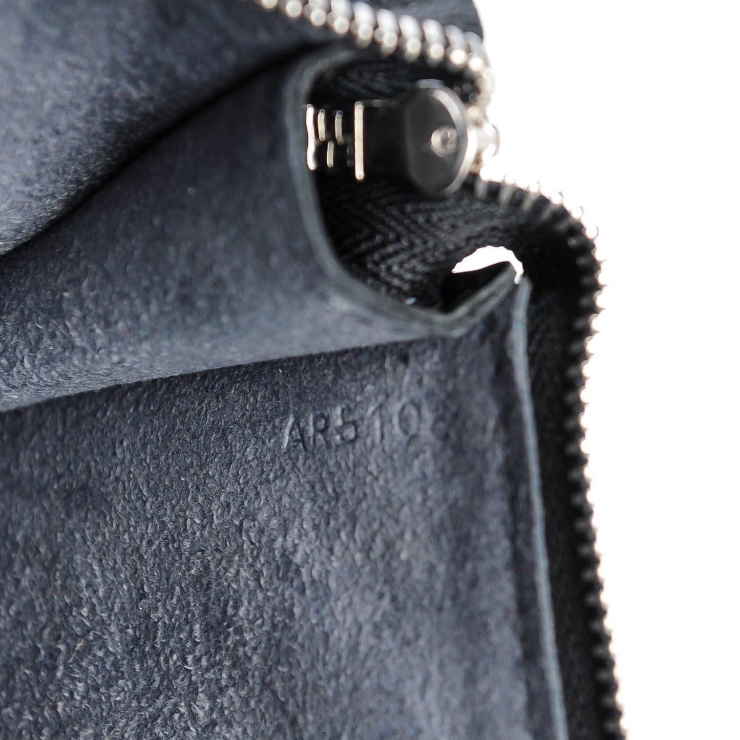Epi Pochette Accessories 24 Black