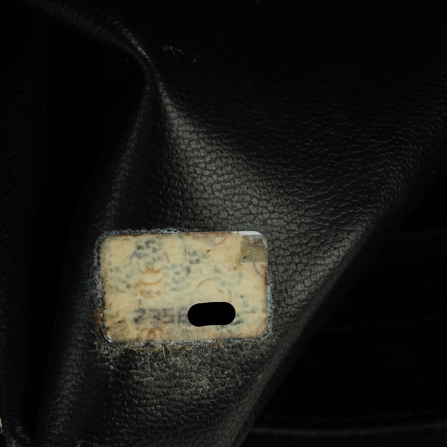 Caviar CC Shoulder Bag Black