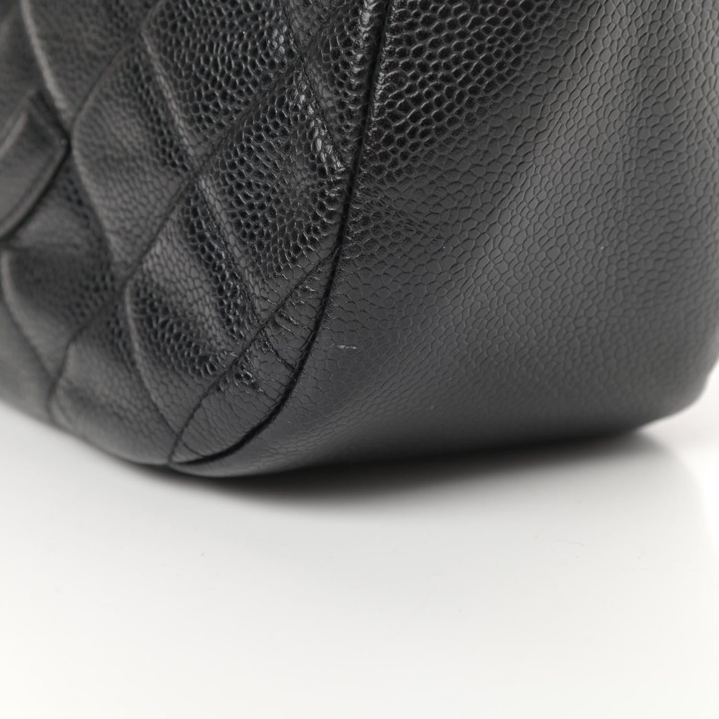Caviar Quilted Timeless CC Shoulder Bag Black