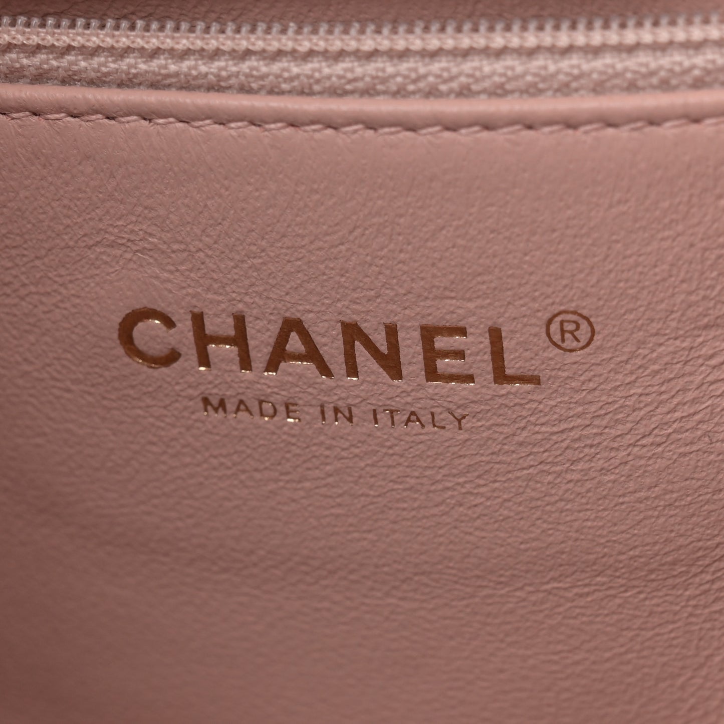 Caviar Quilted Small CC Filigree Flap Beige Beige