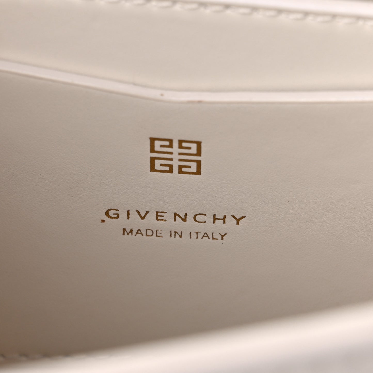 Box Calfskin Medium 4G Shoulder Bag Ivory