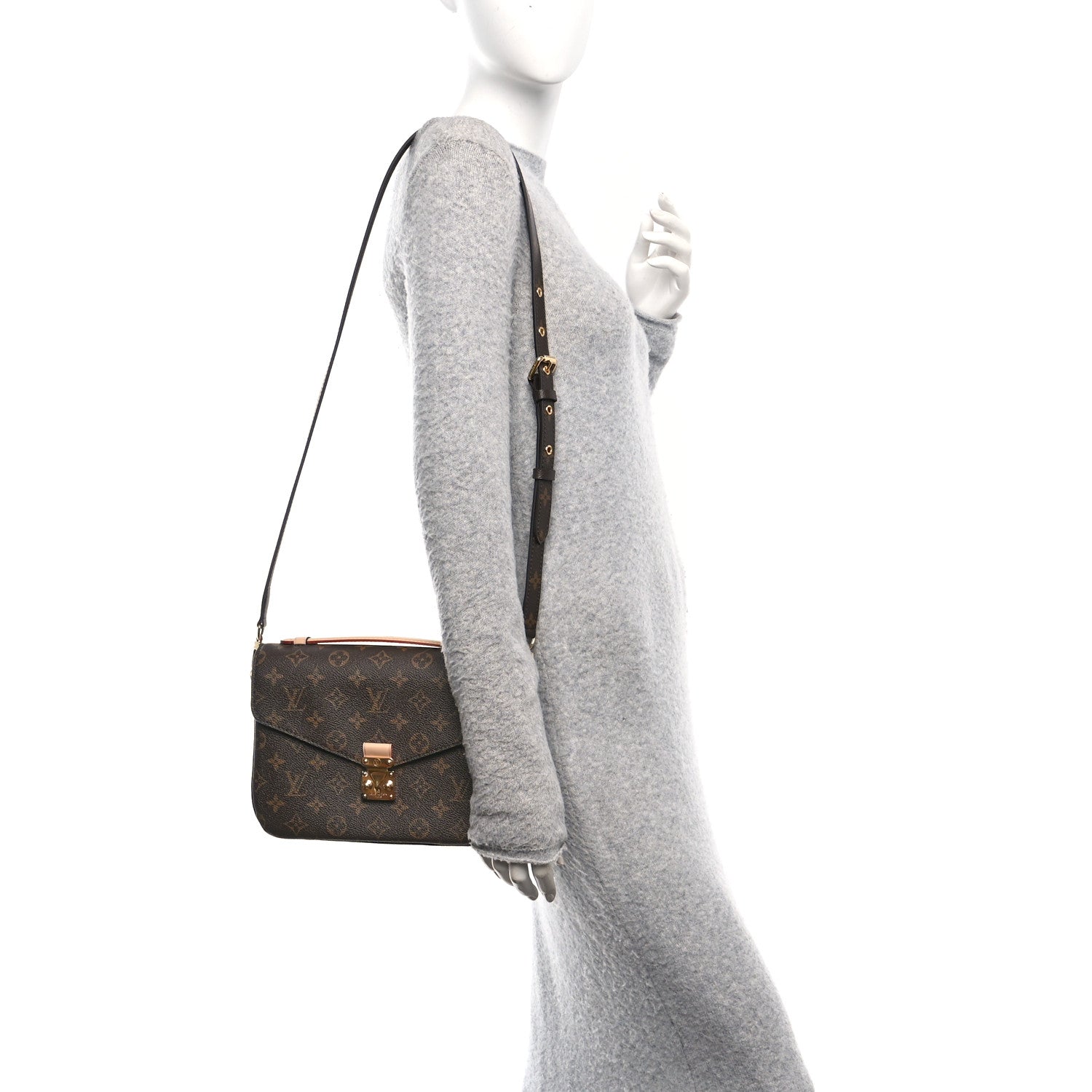 Louis Vuitton Monogram Pochette Metis 2 of 10