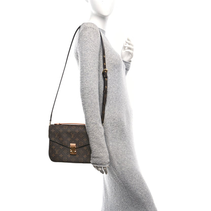 Louis Vuitton Monogram Pochette Metis 2 of 10