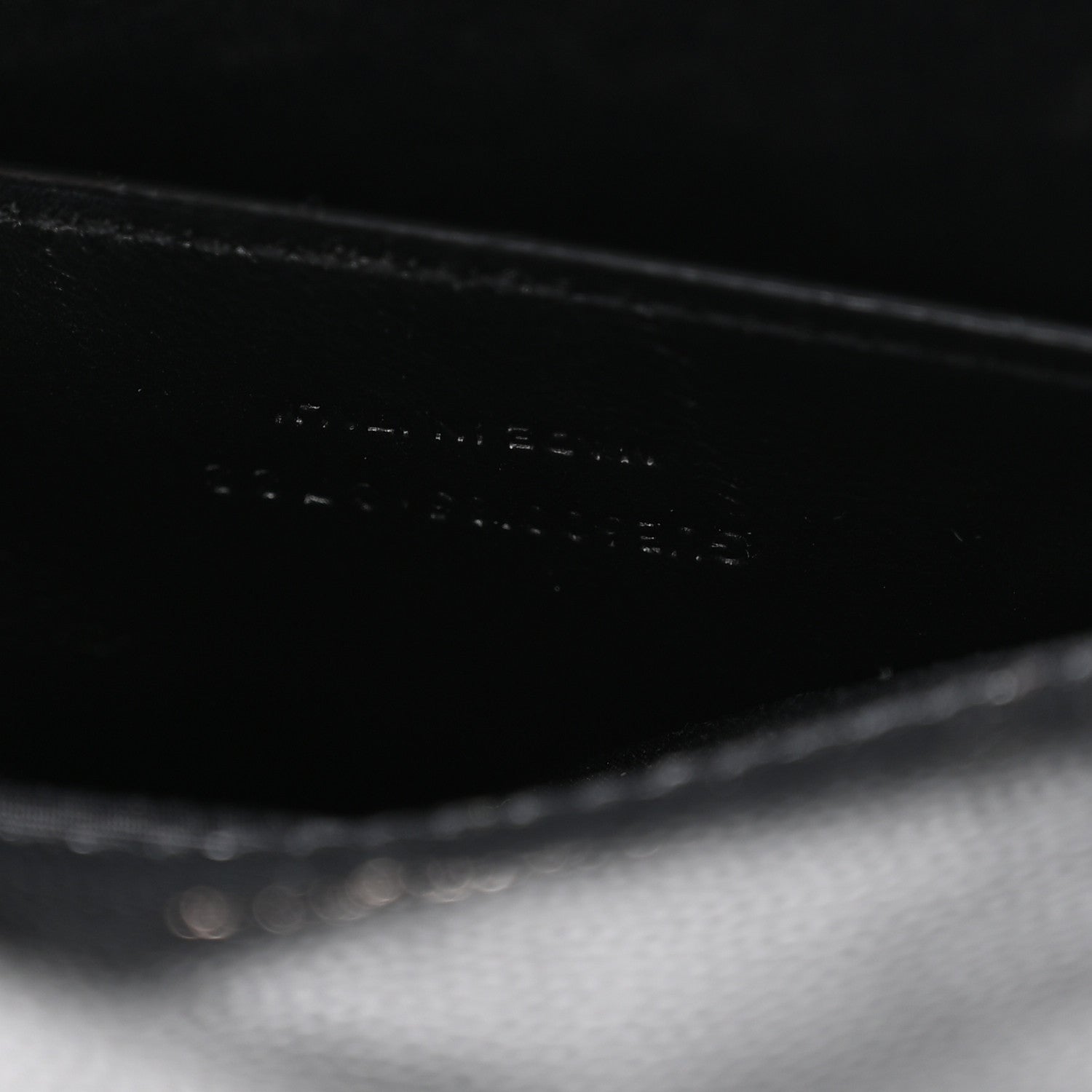 Saint Laurent Grain De Poudre Textured Mixed Matelasse Triquilt Medium Monogram Monochrome Satchel Black 7 of 11