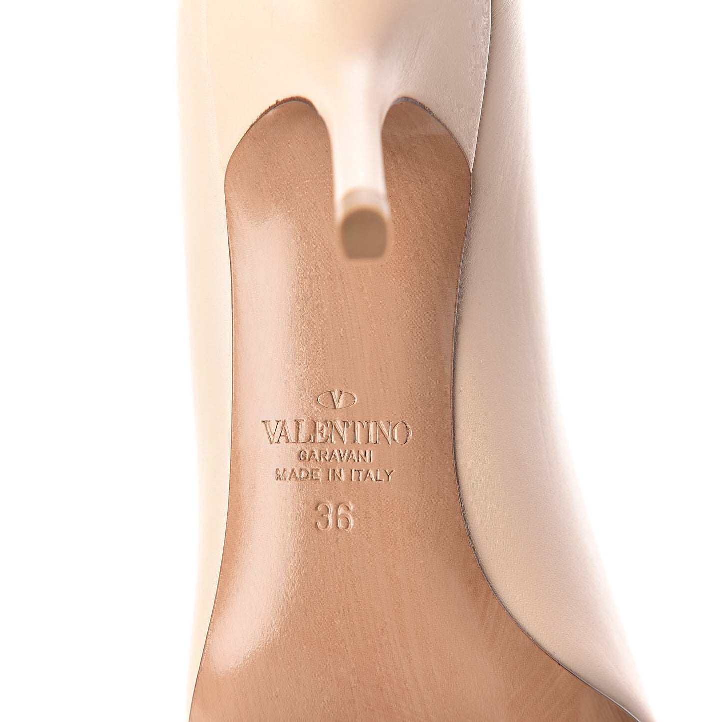 Calfskin Vlogo Signature 80mm Pumps 36 Beige
