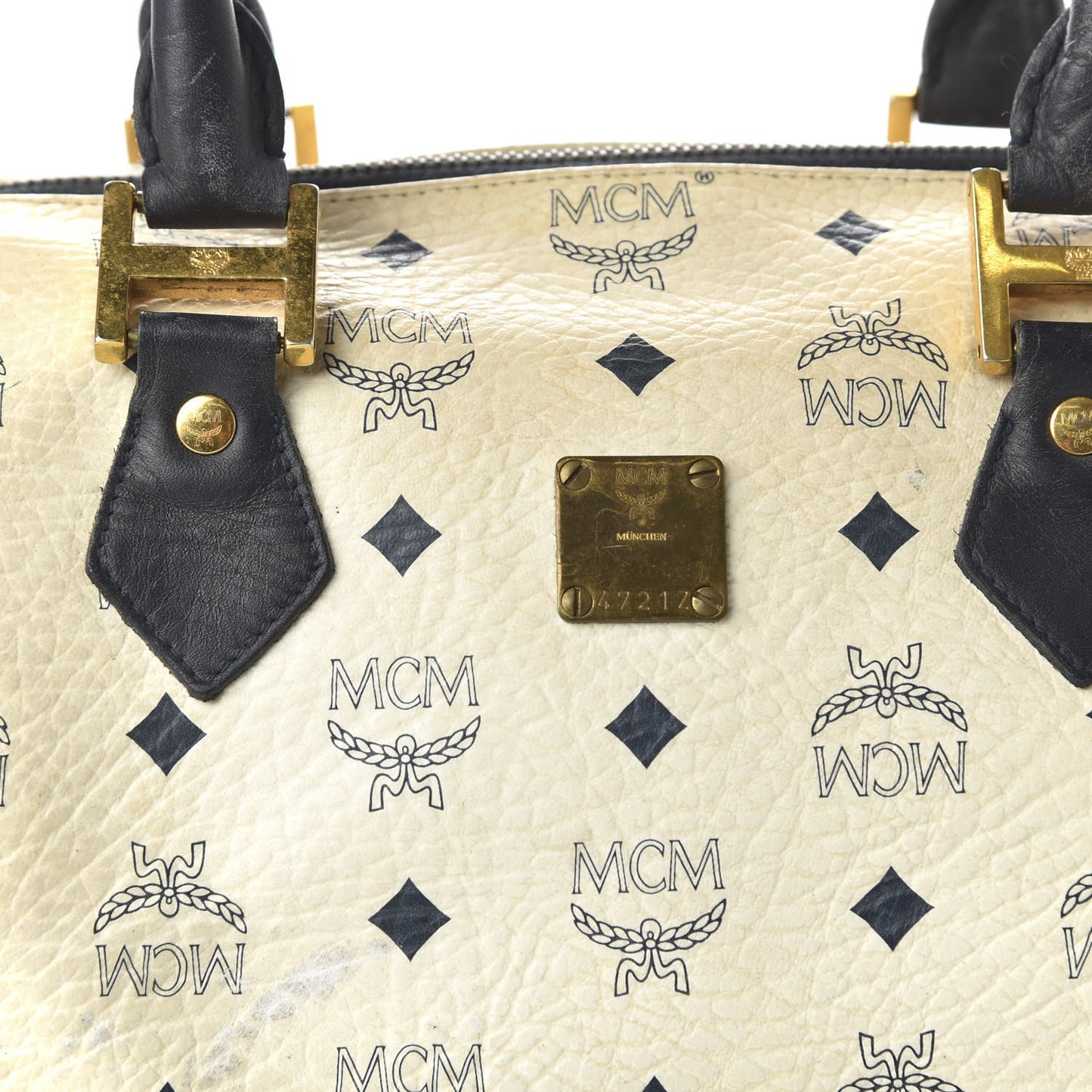 Visetos Essential Boston Bag White