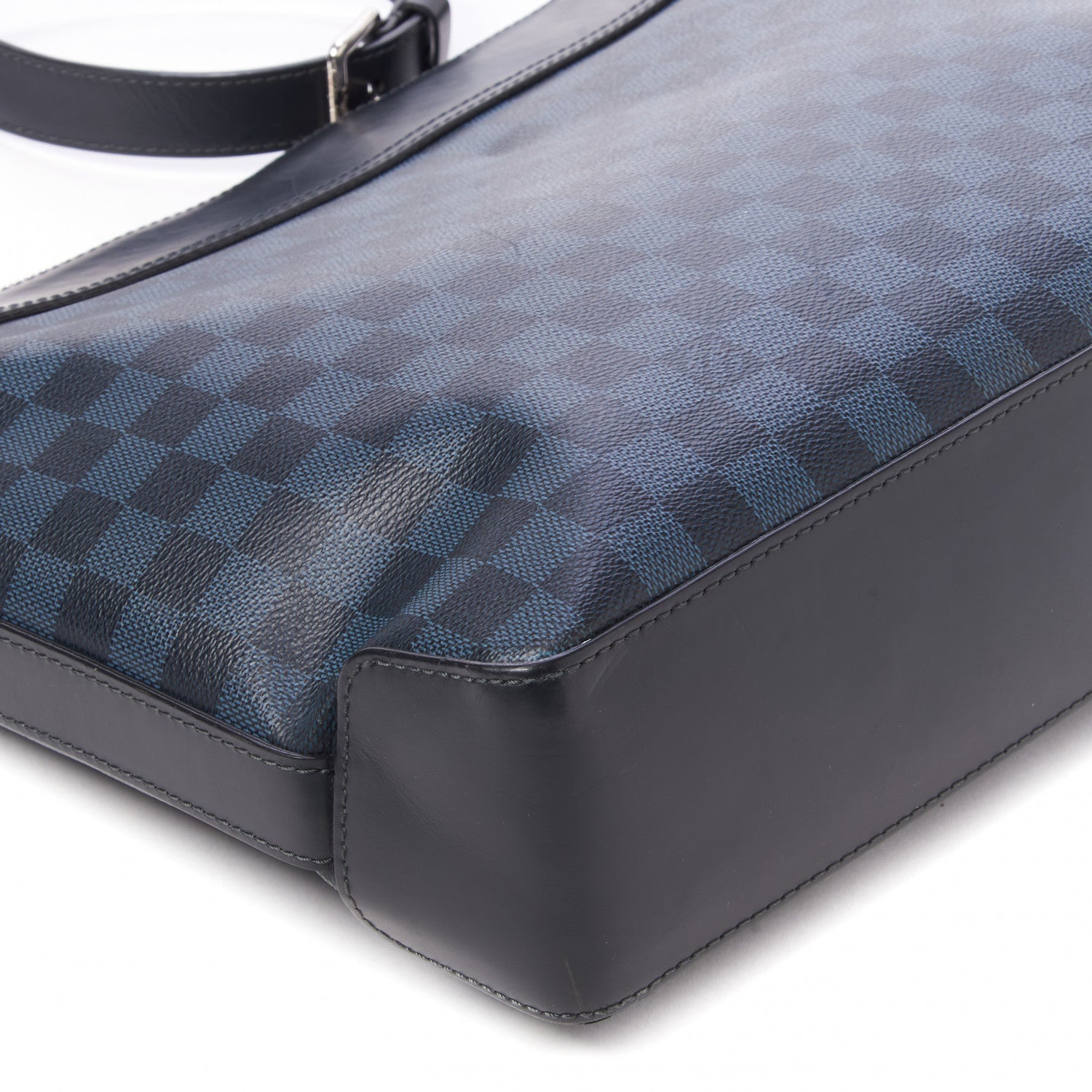 Louis Vuitton Damier Cobalt Greenwich Messenger 6 of 8