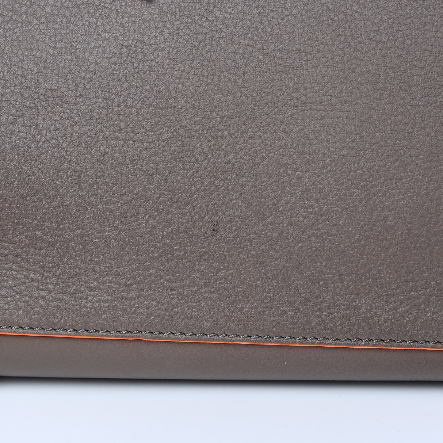 Supple Calfskin Medium Phantom Luggage Grey