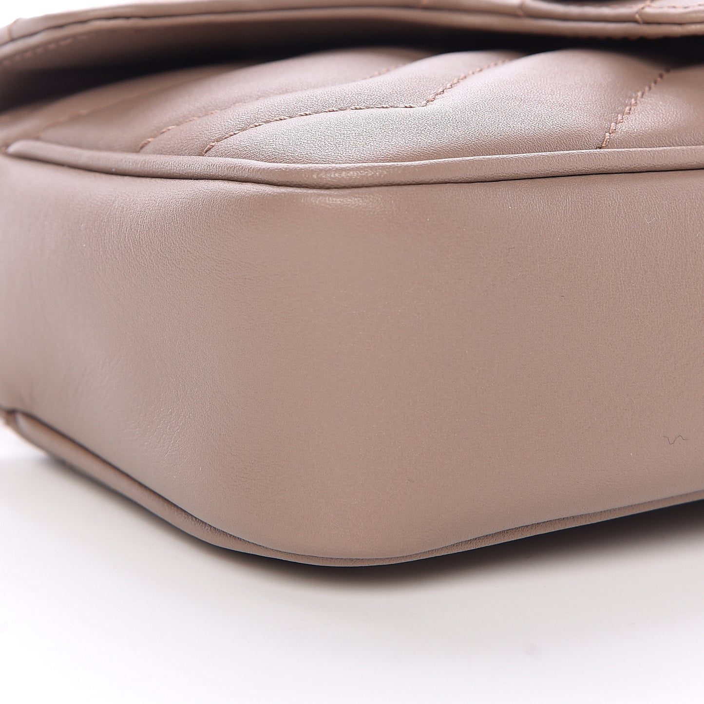 Calfskin Matelasse Super Mini GG Marmont Shoulder Bag Porcelain Rose