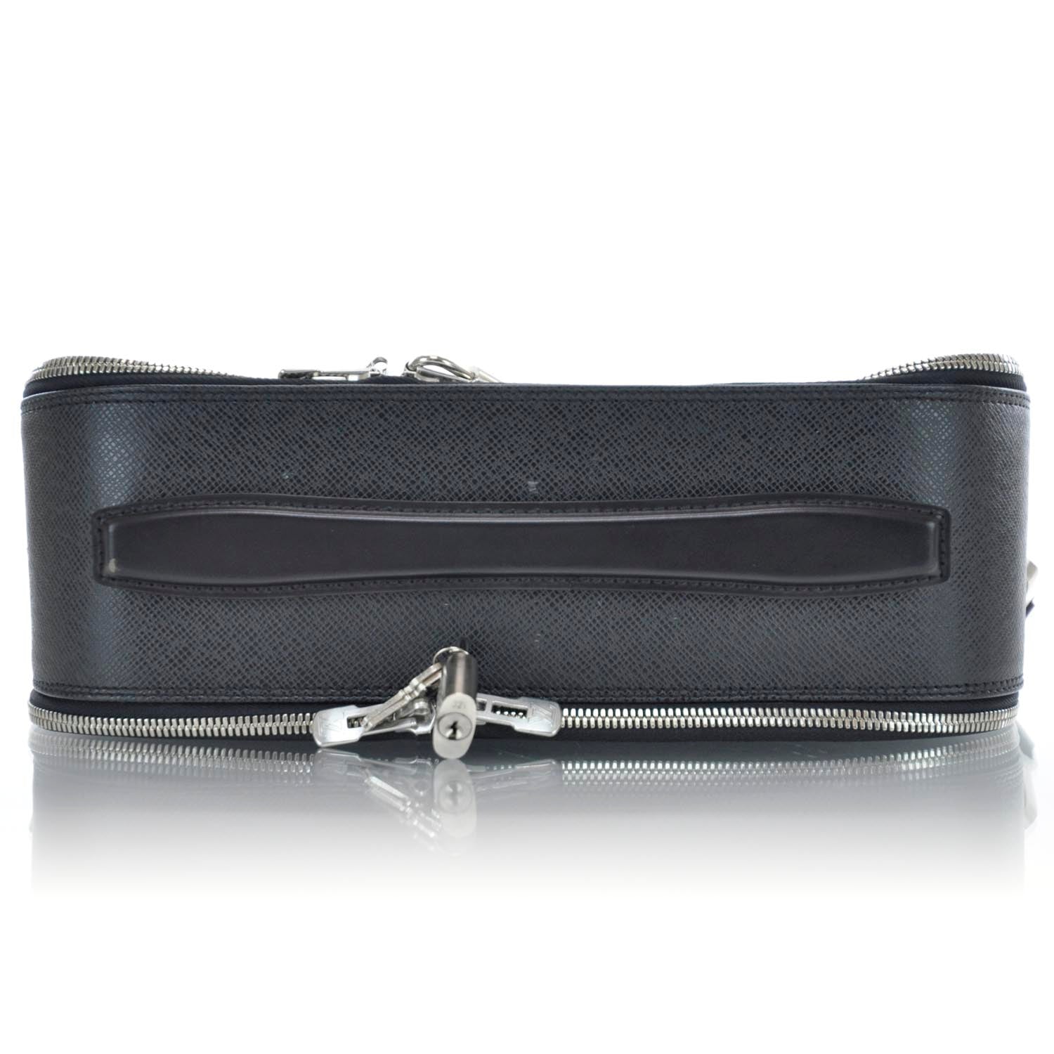 Louis Vuitton Taiga Tura Computer Case Briefcase 6 of 15