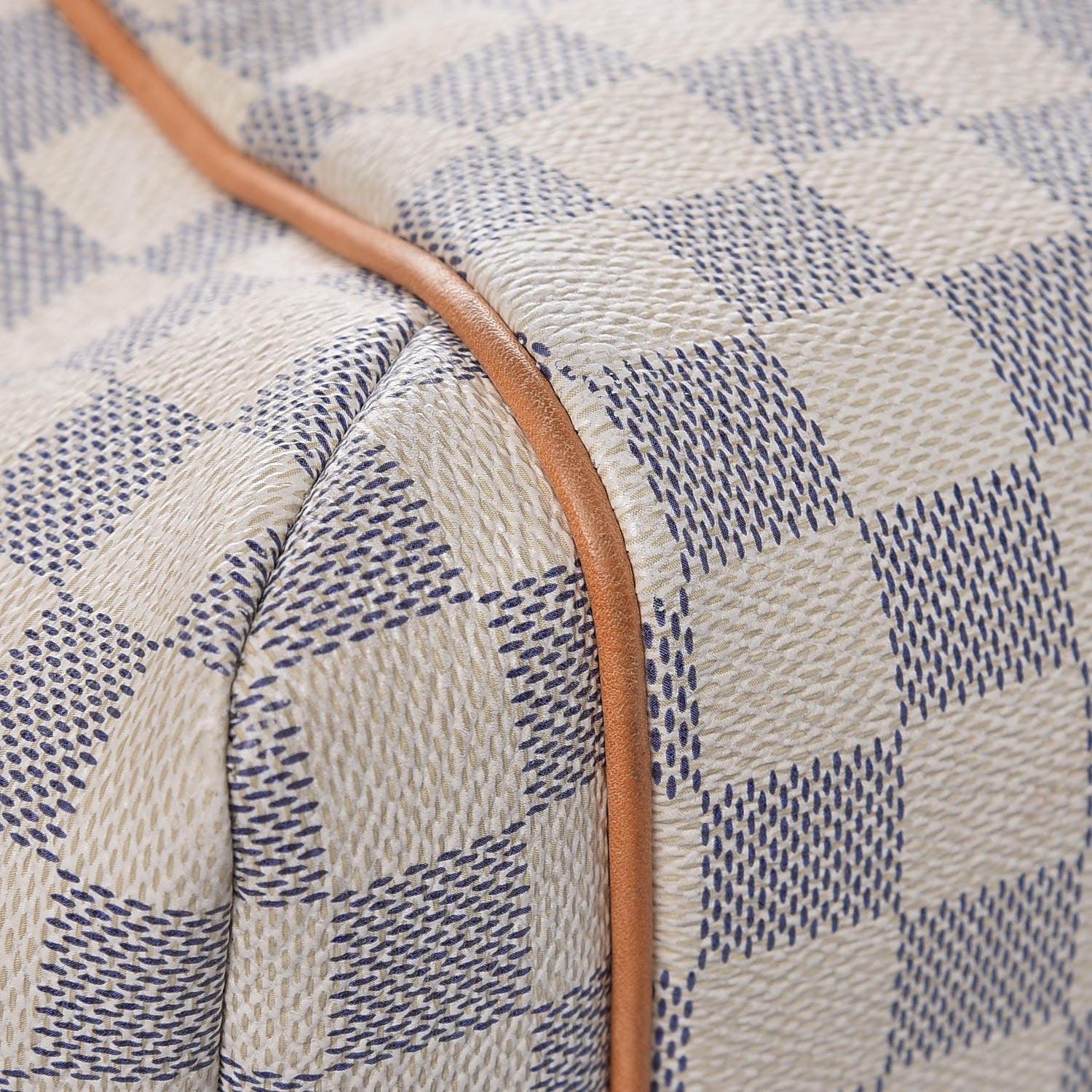 Louis Vuitton Damier Azur Totally MM 11 of 15